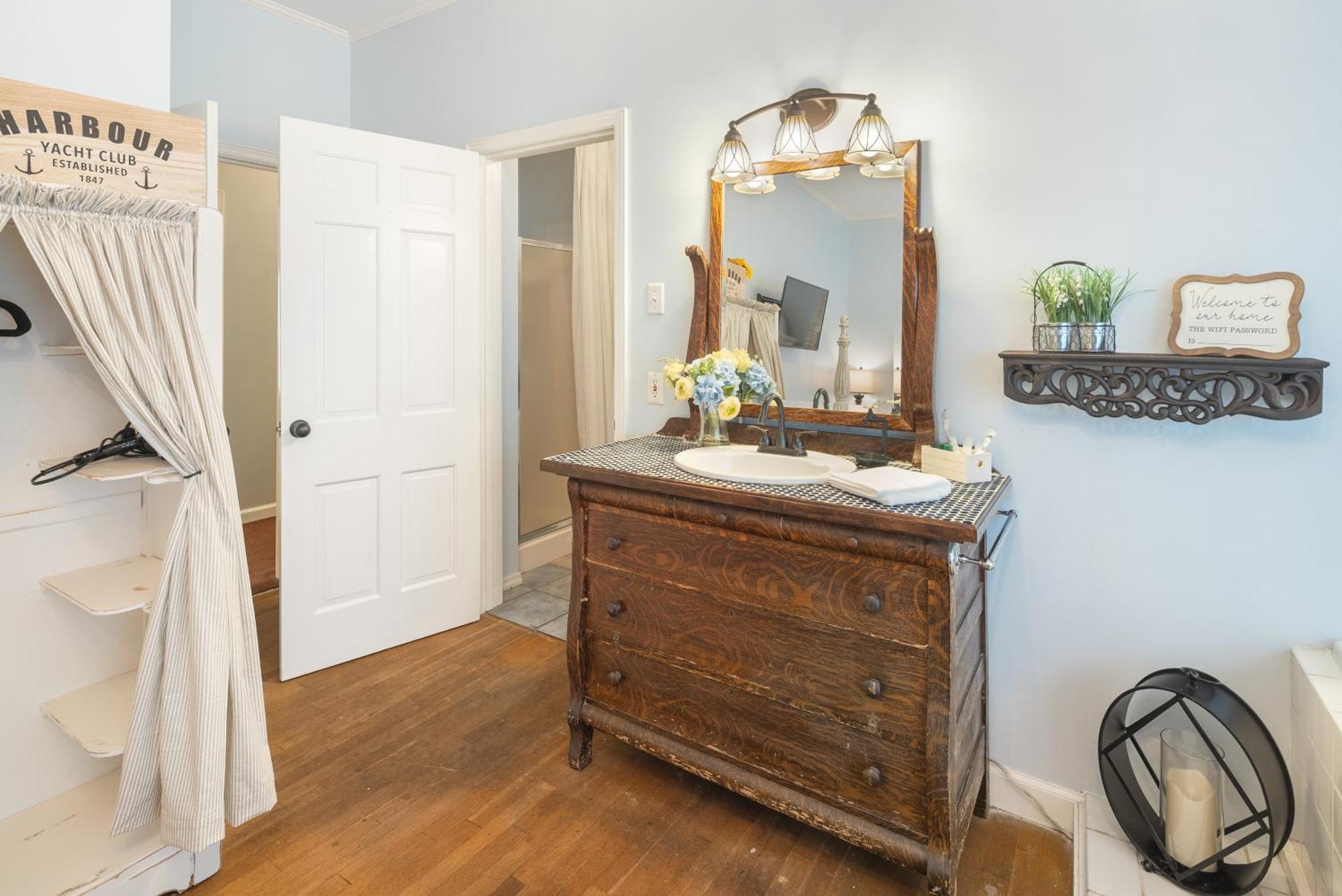 Beland Mansion-Blue Jay Suite! Fort Smith Exterior foto